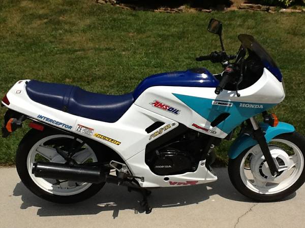 Honda VTR250.jpg