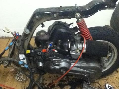 Sym DD50 engine mounted